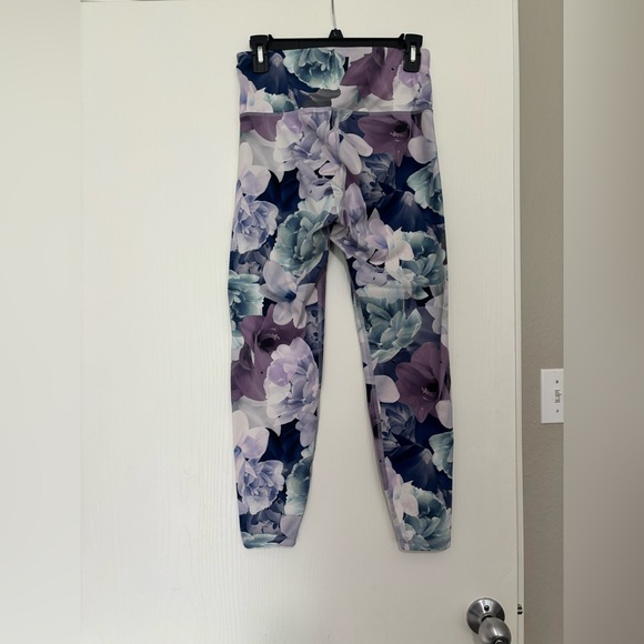 Old Navy Women’s Leggings - Purple and Blue Floral - Picture 2 of 3